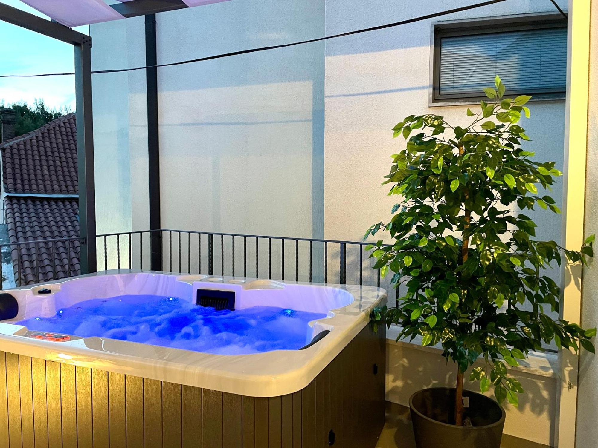 Jacuzzi Apartment Mickey Dubrovnik Exterior photo